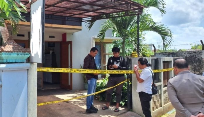 peristiwa-satu-keluarga-ditemukan-tewas-diduga-bunuh-diri