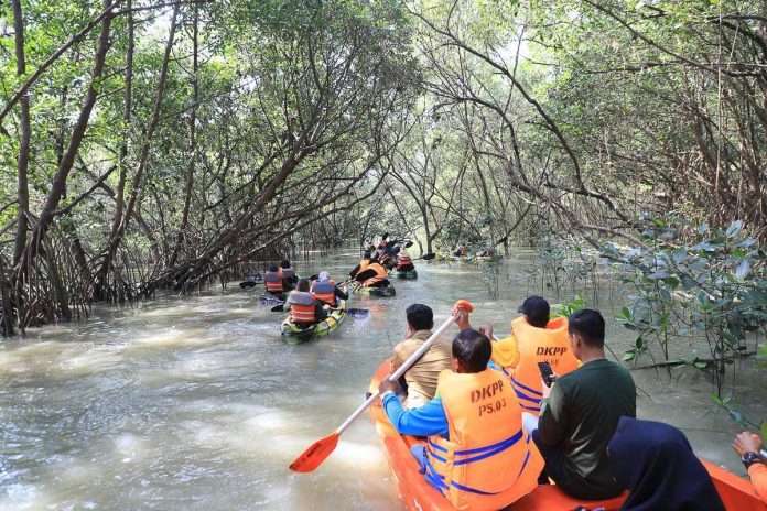 daerah-pemkot-surabaya-siapkan-antisipasi-lonjakan-wisatawan-saat-libur-nataru-2024