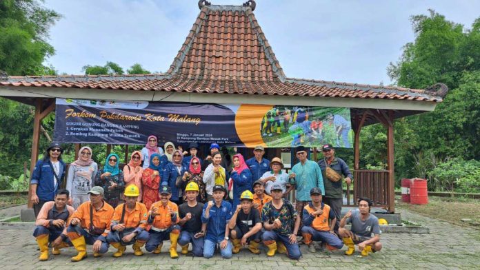 Forkom-Pokdarwis-Kota-Malang-Gelar-Penanaman-100-Pohon-Gugur-Gunung-Bangun-Kampung