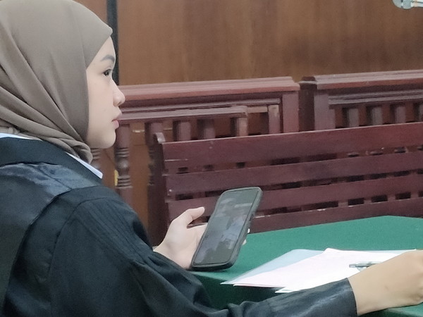 sekali-kirim-sabu-dan-ekstasi-fauzi-dapat-upah-rp-100-ribu sekali-kirim-sabu-dan-ekstasi-fauzi-dapat-upah-rp-100-ribu