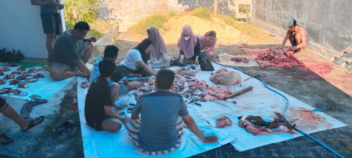 warga-perum-royal-6-pamekasan-rayakan-idul-adha-sebagai-penguatan-nilai-sosial-antarwarga