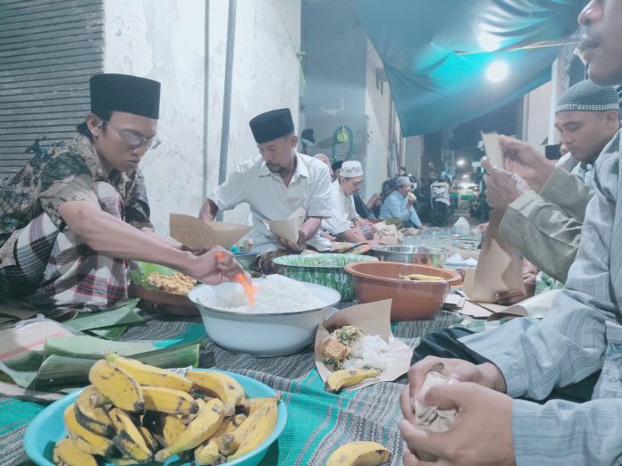 sambut-ramadhan-1447-hijriah-warga-kenongo-gelar-tradisi-megengan sambut-ramadhan-1447-hijriah-warga-kenongo-gelar-tradisi-megengan
