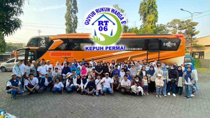 rekreasi-sehat-rt-06-kepuh-permai-sidoarjo-menjadikan-jembatan-kebugaran-dan-kerukunan-warga
