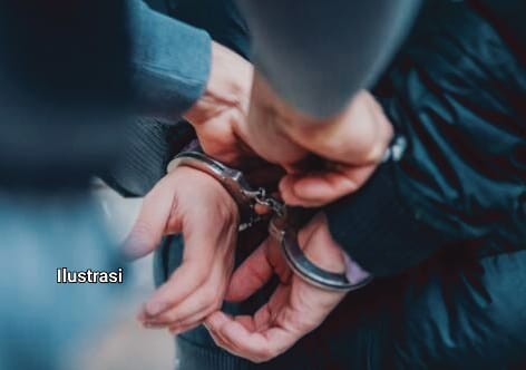 selang-dua-hari-gerebekan-dikabarkan-polisi-dan-bnn-geledah-kamar-apartemen-bos-bandar-sabu-kunti selang-dua-hari-gerebekan-dikabarkan-polisi-dan-bnn-geledah-kamar-apartemen-bos-bandar-sabu-kunti
