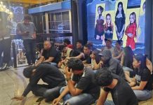 Ditresnarkoba Polda Jatim Bersama Kogartap III/Surabaya Razia Diskotek Stasiun, Kantor dan Karaoke Deluxe, 20 Orang Positif Narkotika ditresnarkoba-polda-jatim-bersama-kogartap-iii-surabaya-razia-diskotek-stasiun-kantor-dan-karaoke-deluxe-20-orang-positif-narkotika
